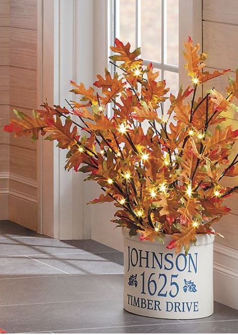 Lighted Display Branches - Fall Oak Leaf